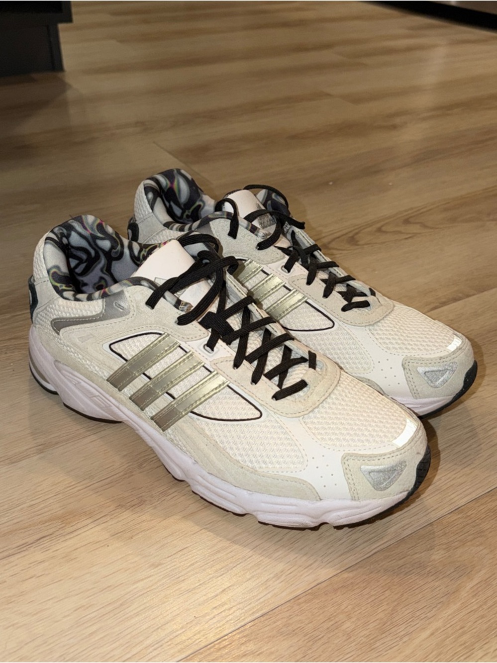 ADIDAS RESPONSE CL PV PABLO VITTAR SPECIAL MENS SHOE